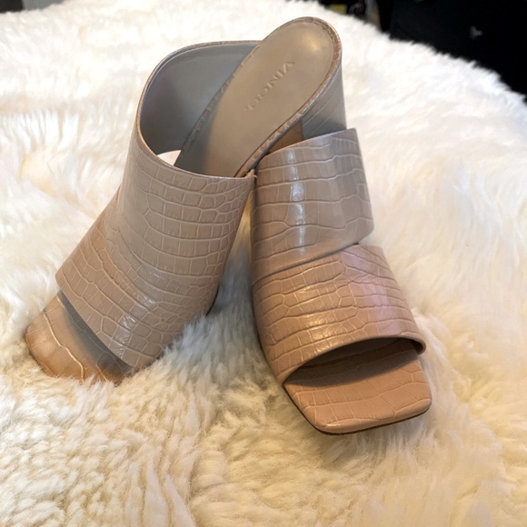 Vince Cutout Croc-Effect Leather Mules, Sz 9.5 - Picture 2 of 7